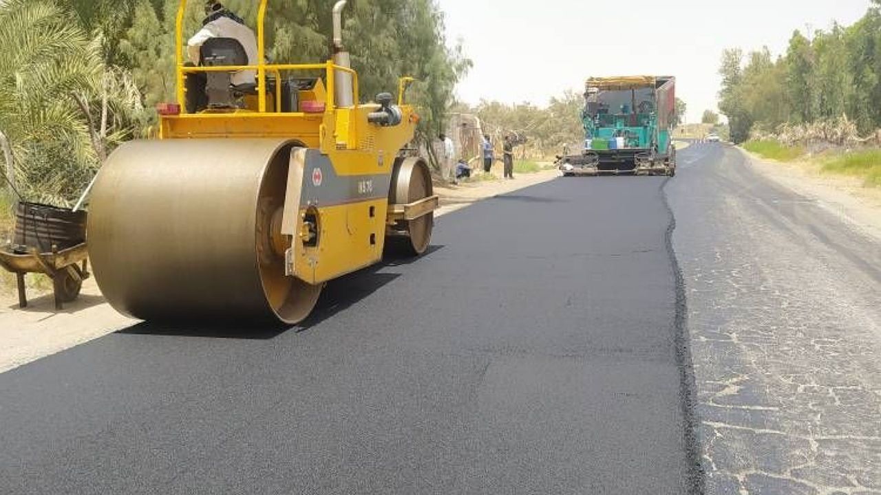 ملیات روکش آسفالت ۲۰ کیلومتر از محور بمپور _ جلگه