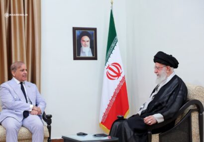 نخست وزیر پاکستان با رهبر انقلاب دیدار کرد