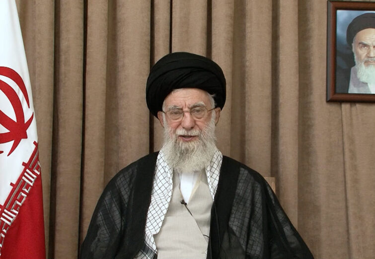 فیلم کامل سومین پیام تلویزیونی خطاب به ملت ایران در پی تهاجم رژیم صهیونی
